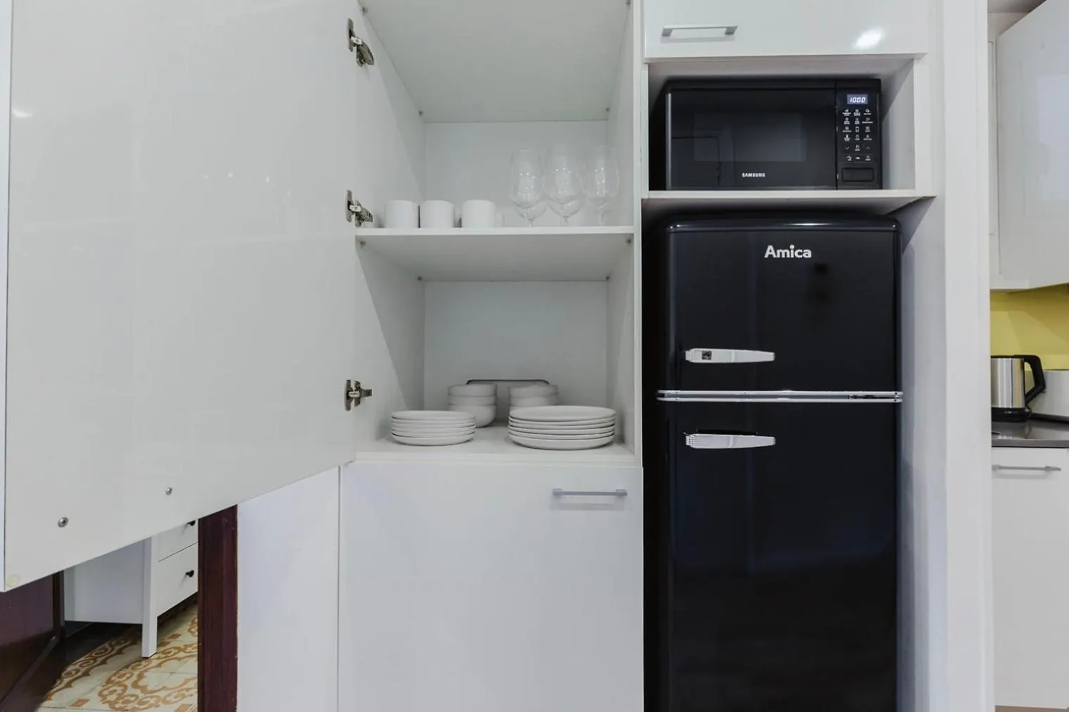 Blueground Vila De Gracia Balcony Elev Washer Bcn-148 Barcelona