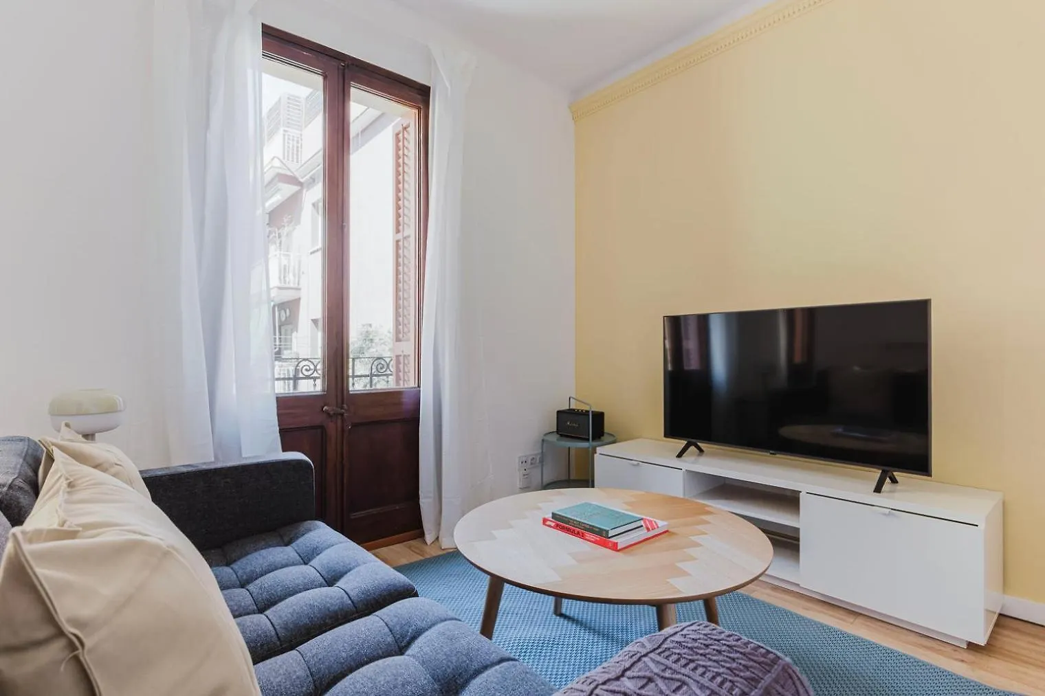 Blueground Vila De Gracia Balcony Elev Washer Bcn-148 Barcelona 0*,  Spain